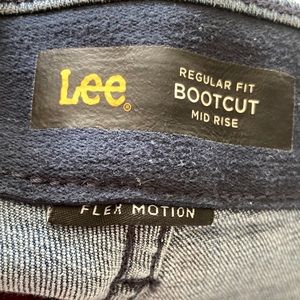 Lee Flex Motion Regular Fit Bootcut Mid Rise Jeans